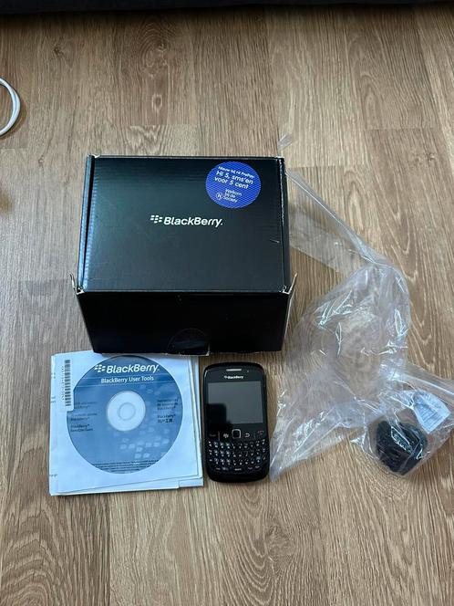 Blackberry 8520