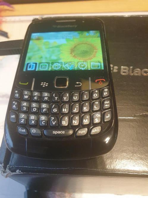BlackBerry  8520
