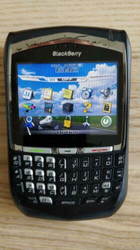 BlackBerry 8700  originele lader en hoes met broekclip