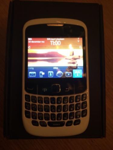 BlackBerry 9300 curve 3G whatsapp