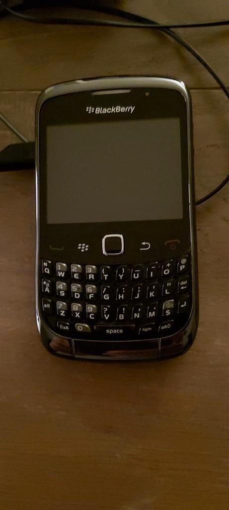 Blackberry 9300 met oplader .