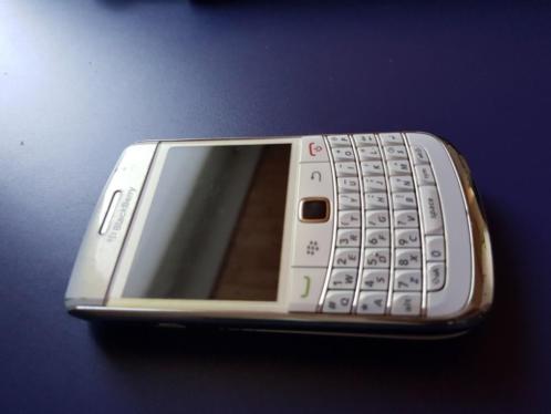 BlackBerry 9780 wit