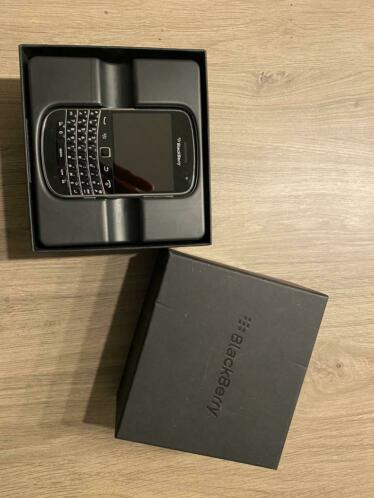 blackberry 9900 zgan