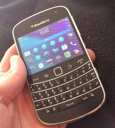 Blackberry 9900 z.g.a.n
