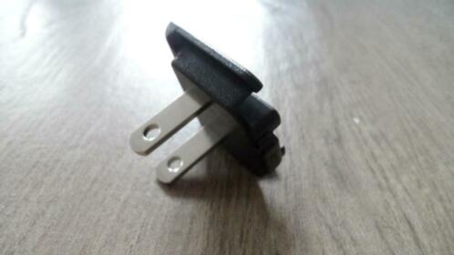 Blackberry adapter clip plug