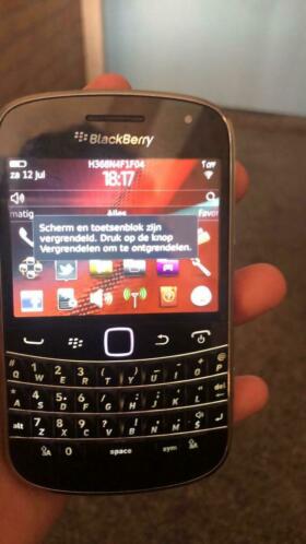 Blackberry Bold