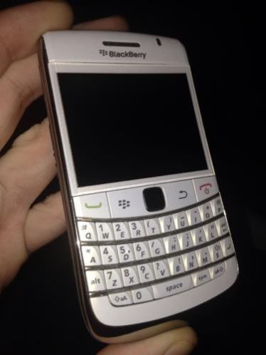 Blackberry Bold 9700  wit 