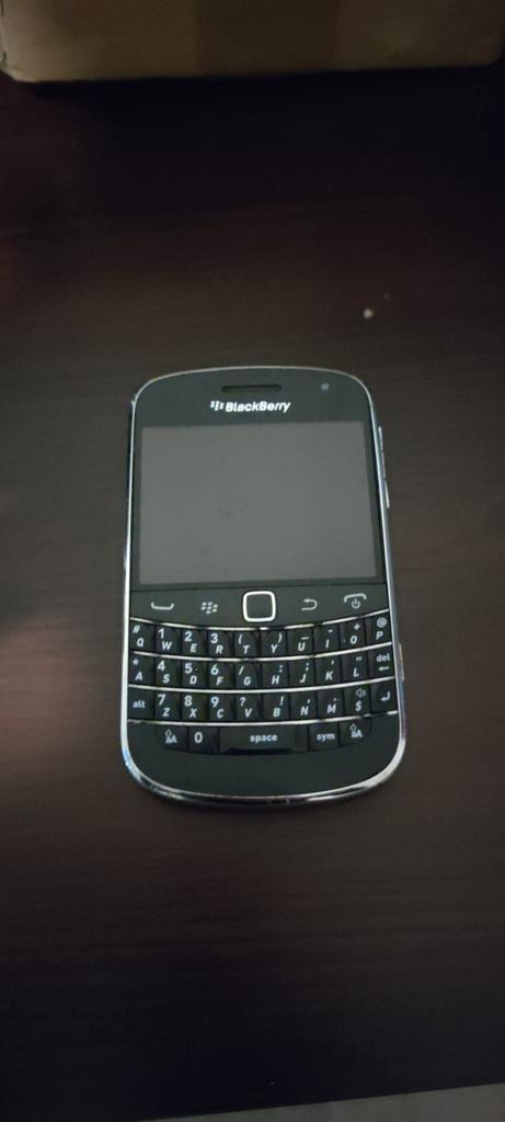 Blackberry Bold 9750