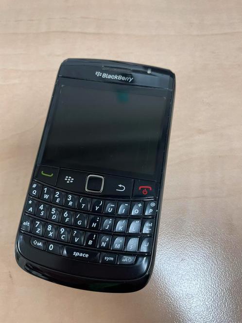 Blackberry bold 9780