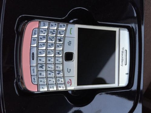BlackBerry Bold 9780 wit