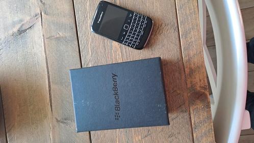 Blackberry bold 9790 piano black