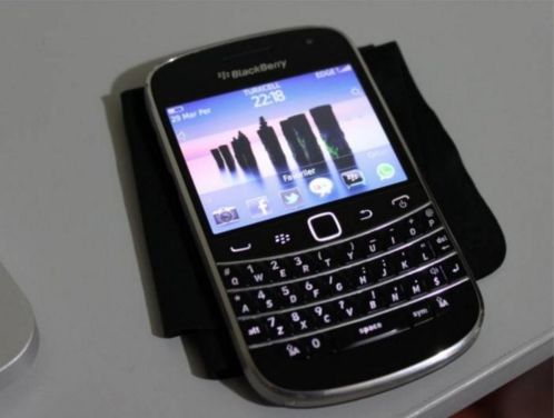 Blackberry Bold 9900 