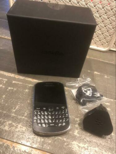 BlackBerry bold 9900