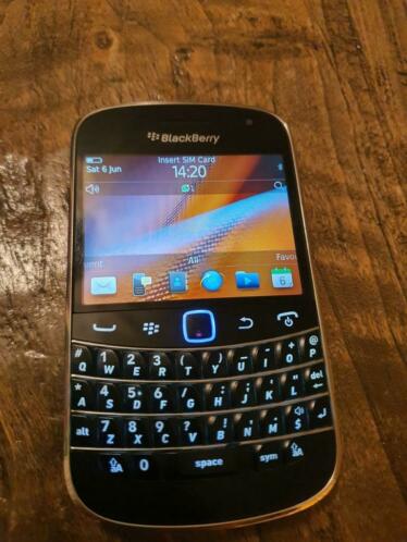 Blackberry bold 9900 - bb9900