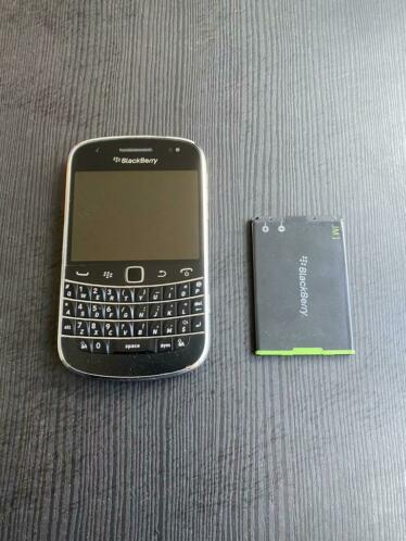 Blackberry bold 9900  extra nieuwe accu