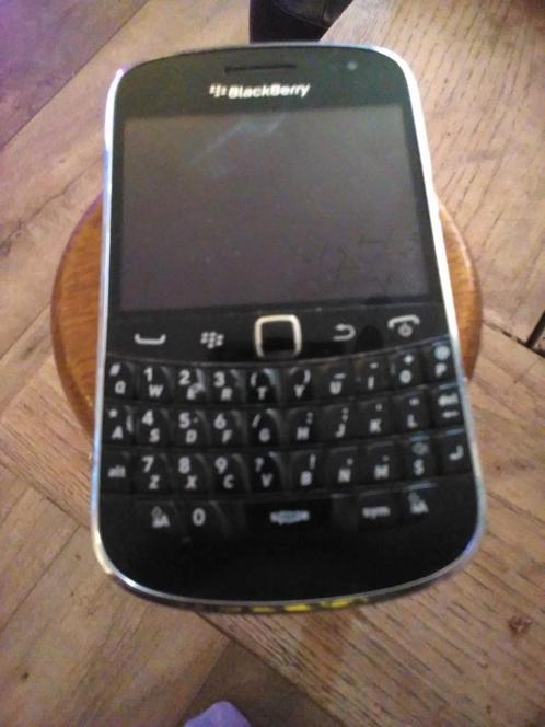 BlackBerry bold 9900. Kapot