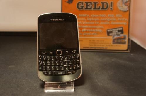 Blackberry bold 9900  Leest geen sim