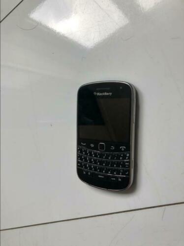 BlackBerry Bold 9900 touchscreen 