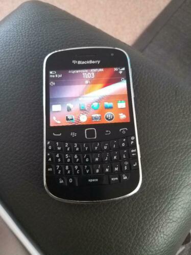 Blackberry bold 9900 Touchscreen