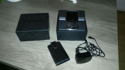 Blackberry bold 9900 touchscreen