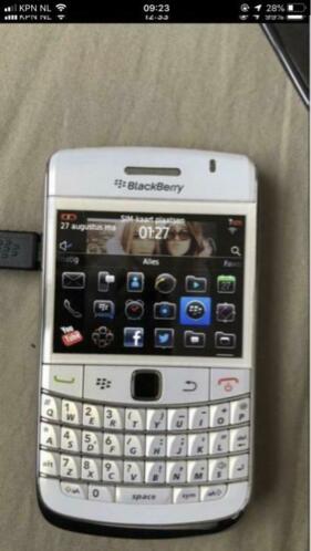 BlackBerry bold white