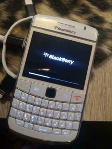 Blackberry bold wit