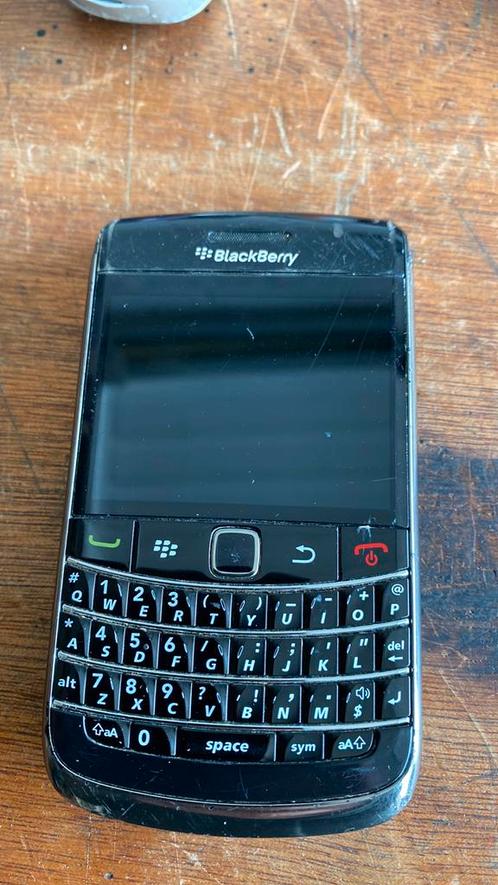 Blackberry bold zonder oplader werking onbekend