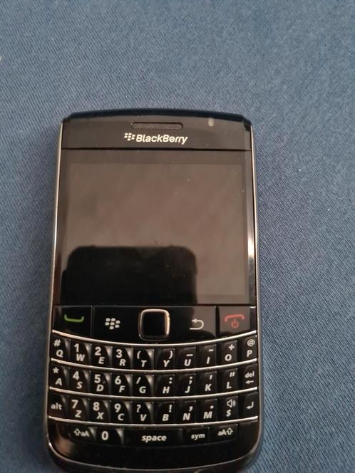 Blackberry bolt
