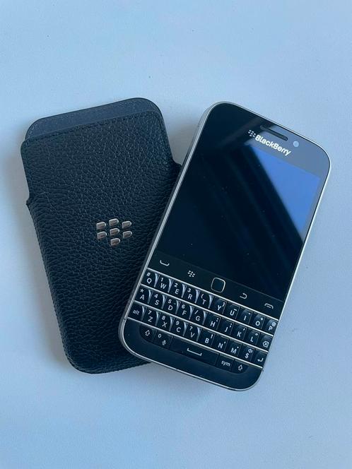 Blackberry Classic (moet gewist worden)