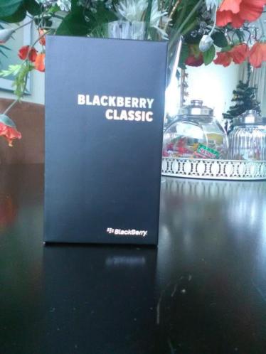 Blackberry classic nieuw. Doos en originele lader erbij.