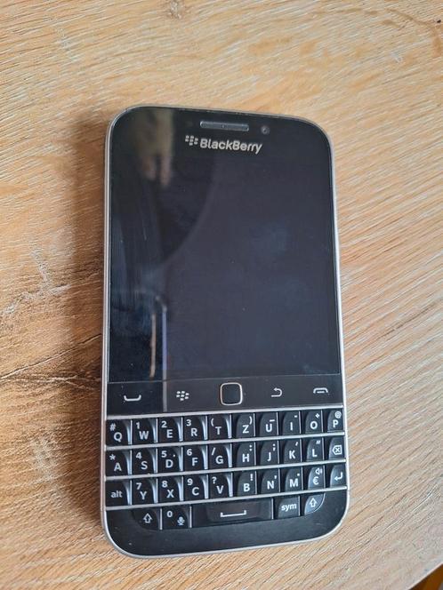 Blackberry classic Q20 16GB krasvrij en werkt goed