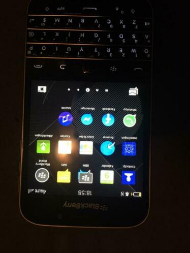 Blackberry classic zo goed als nieuw bijna niet gebruikt