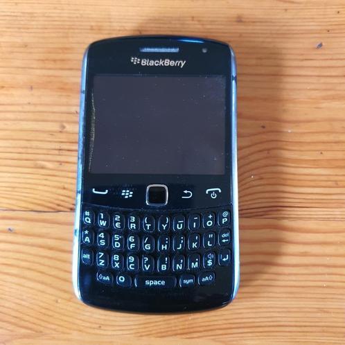 Blackberry Curve