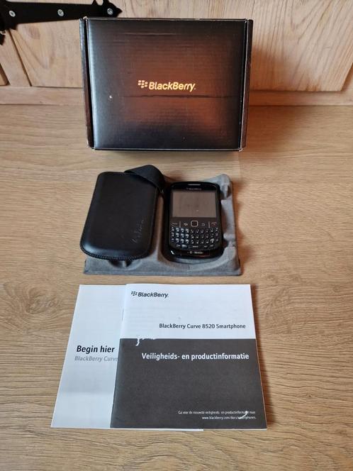 BlackBerry Curve 8520 Smartphone Retro