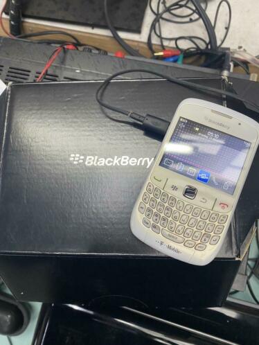 Blackberry curve wit met doos en lader