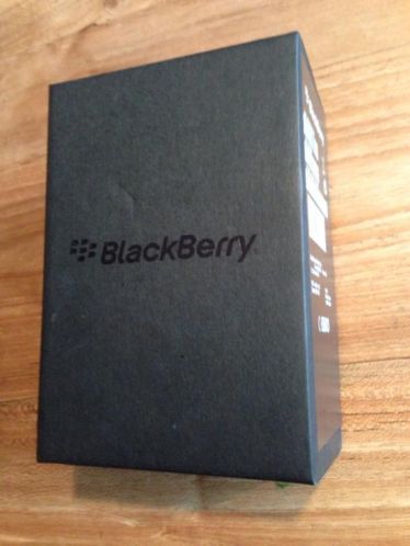 Blackberry doosje met papieren enz