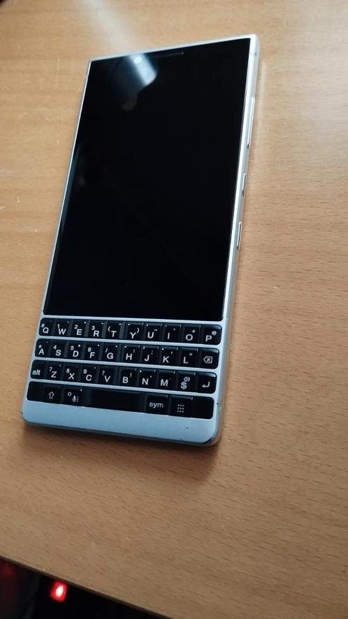 BlackBerry Key2 , 128GB , silver