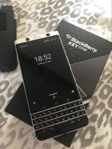 BlackBerry keyone 32GB 1 week oud