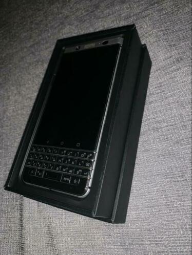 Blackberry KeyOne