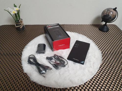 BlackBerry Leap STR100-1 RHD131LW 16GB NEW