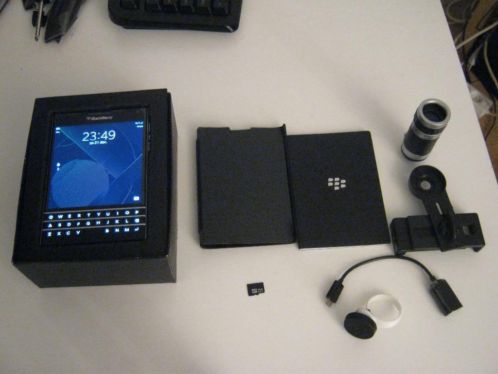 BlackBerry Passport, 32GB Micro SD, Cover, 2 lenzen, USB OTG