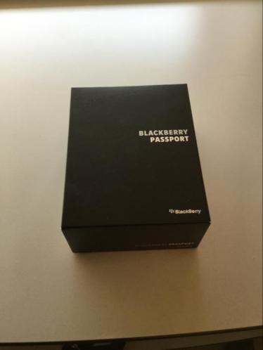 BlackBerry Passport NIEUW (miskoop) in de aanbieding