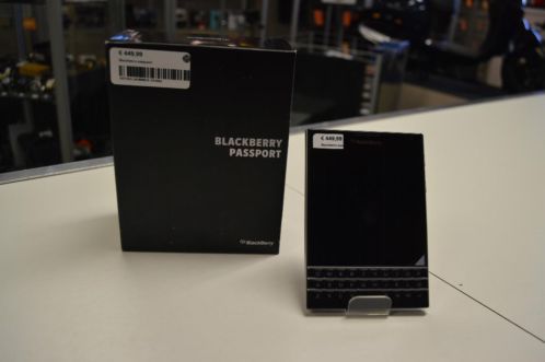 Blackberry Passport  Piano Black  In top staat