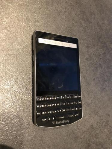 Blackberry Porsche design p9983