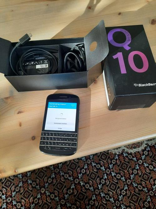 BLACKBERRY Q10