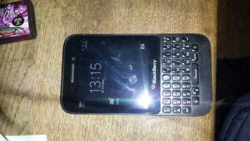 Blackberry q5