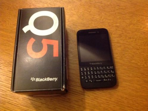 Blackberry Q5