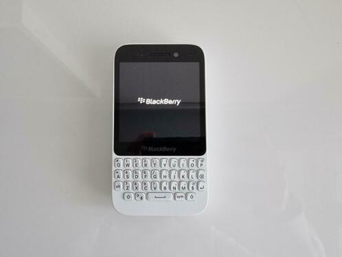 Blackberry Q5 - Defect - simkaart wordt niet gezien