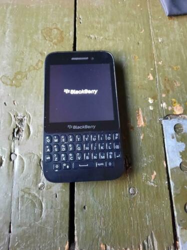 Blackberry Q5 Zwart
