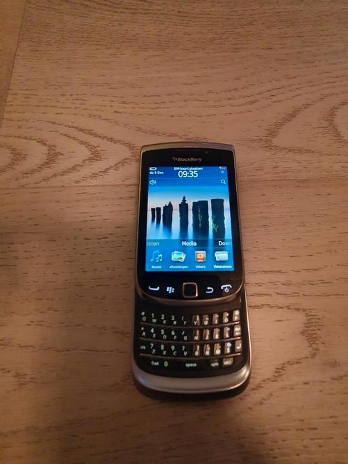 Blackberry torch 9810 in perfecte staat retro vintage gsm